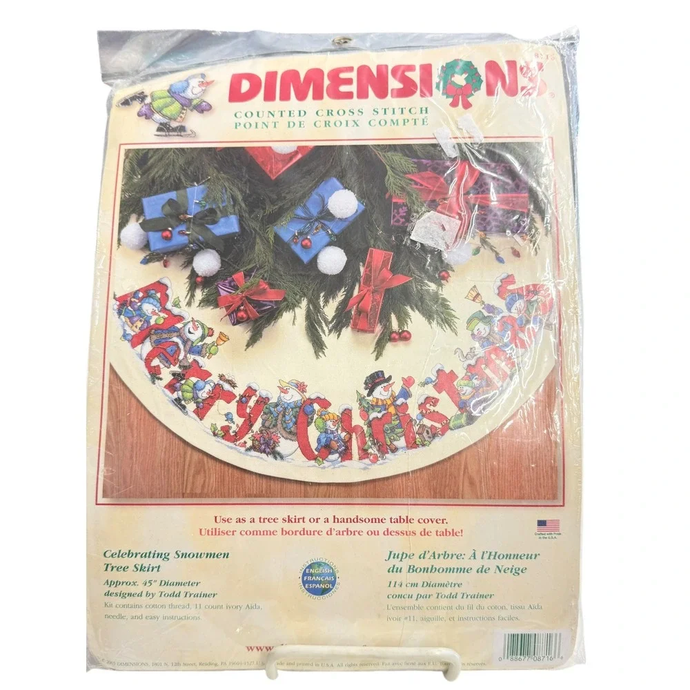 New 2003 Dimensions Cross Stitch Kit Celebrating Snowmen‎ Christmas Tree Skirt